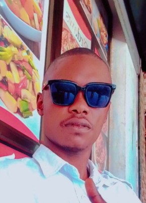Ngolo из Brazzaville 29 лет