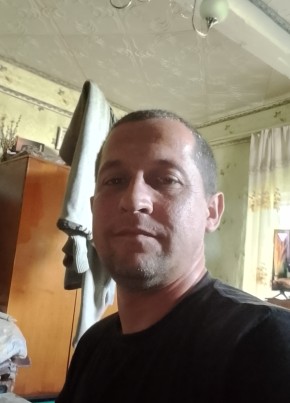 Юрий из Камени-на-Оби 43 года