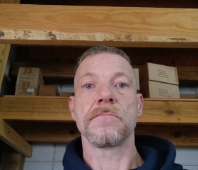 Chris, 46, Jackson (State of Mississippi)