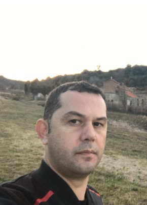 erdiland, 45, Albania, Tirana