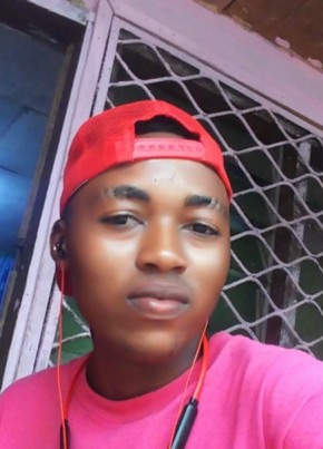 Mark, 22, Republic of Cameroon, Buea