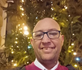 José Antonio, 47, Santander