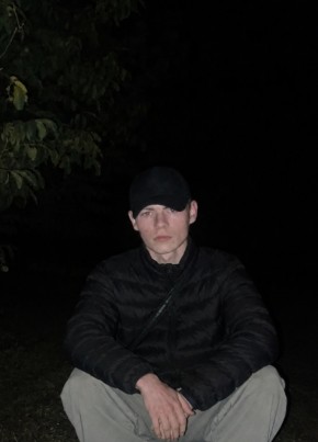 Вова ✌️ из Днепра 19 лет