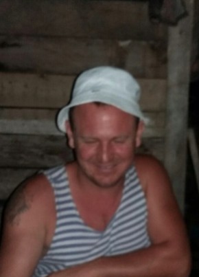 Александр, 37, Россия, Приморско-Ахтарск