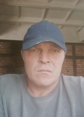 Петр из Павлодара 44 года
