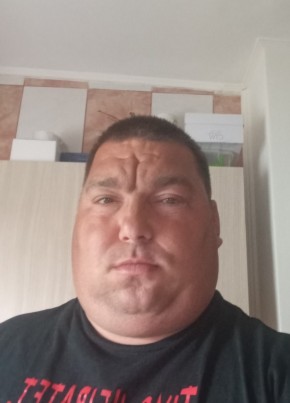 Daniel из Bacău 39 лет