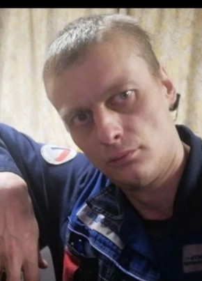 Димон, 39, Россия, Колпино