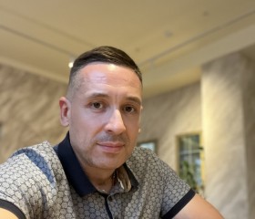 Zakhar, 36, Moscow