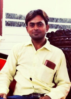 Ravi Shakya, 25, India, Achhnera