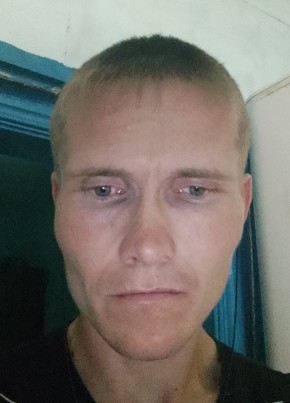 Александр, 34, Россия, Сургут
