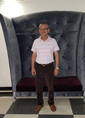 Henry из Armenia 71 год