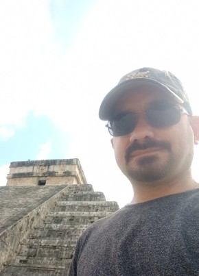 Mauricio, 44, Estados Unidos Mexicanos, Mérida