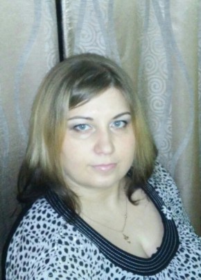 Лена, 41, Россия, Очер