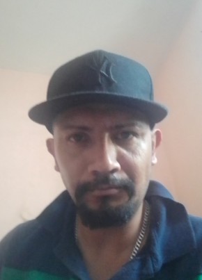 Cesar Rojas, 36, Mexico, Guadalajara