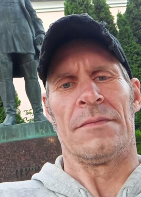 Алексей из Лобни 49 лет