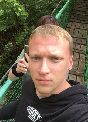 андрей гучек