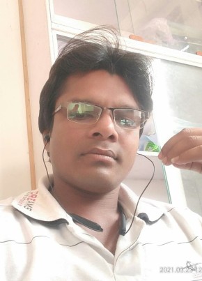 MD. Najmuddin an, 26, India, Bettiah