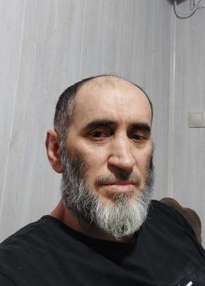 Нурик из Орджоникидзевскаи 52 года