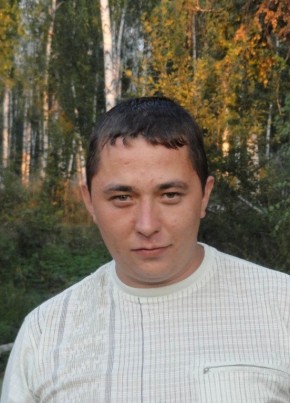 Максим