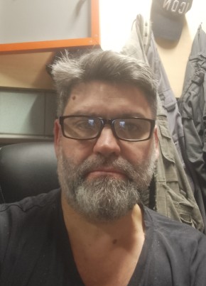 Александр из Москвы 53 года
