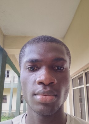Michael из Port Harcourt 19 лет