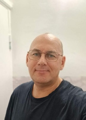 Юрий Иванович из Омска 48 лет