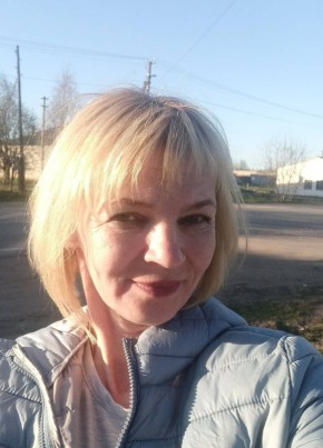 Анастасия, 45, Россия, Тихвин