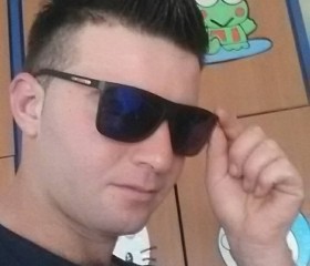 Looka, 31, Tel Aviv