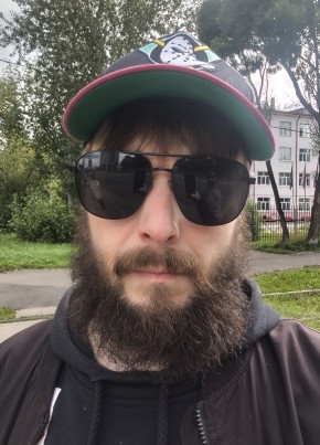 Антон из Перми 36 лет
