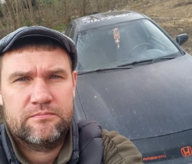 Vitalik, 38, Toronto