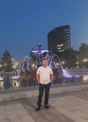 Дима из Ростова-на-Дону 40 лет