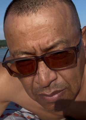 Александр из Уссурийска 54 года
