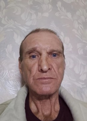 Анатолий из Свердловска 18 лет