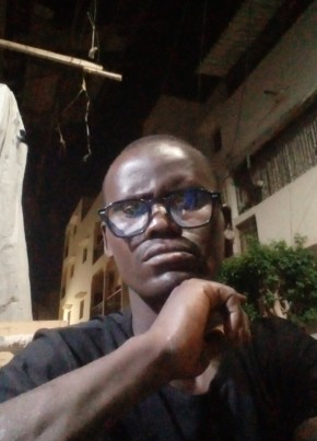 Mamadou Diallo из Dakar 18 лет