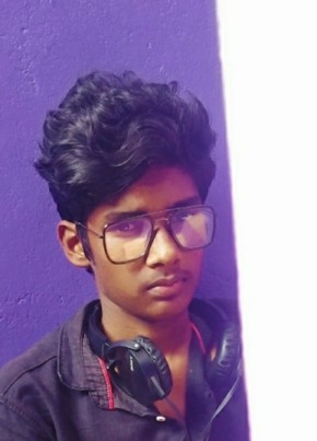 Vignesh, 20, India, Chennai