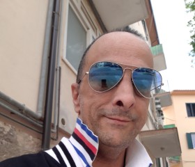 Danilo, 48 лет, Cagliari