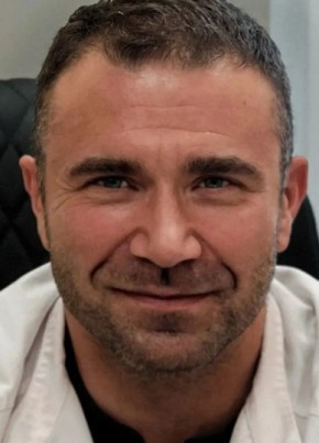 Михаил из Тюмени 44 года