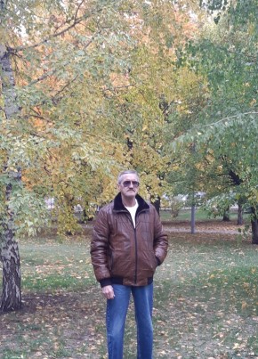 Aleksandr Karpov, 61, Russia, Tolyatti