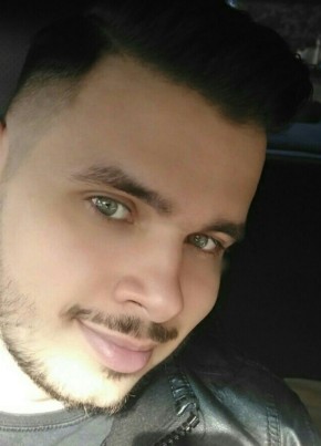 Aleksandr, 31, Russia, Simferopol