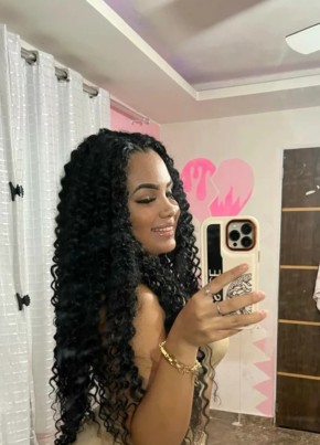 Valentina из Salvador 25 лет
