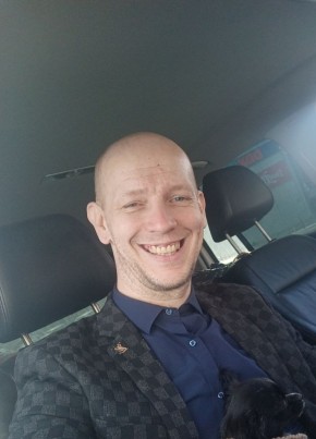 Роман из Волгограда 42 года