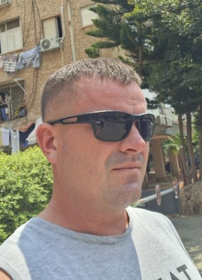 O L E G из בני ברק 39 лет