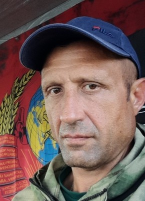 Дмитрий из Чегдомына 47 лет