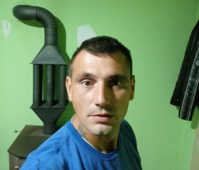 Dushan, 37, Belgrade