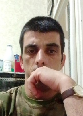 Заур из Ростова-на-Дону 35 лет