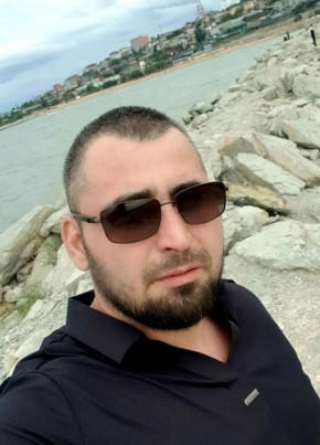 Ибрагим из Астрахани 31 год