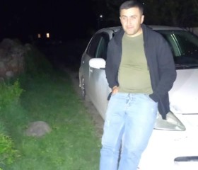 Tarieli, 30, Tbilisi