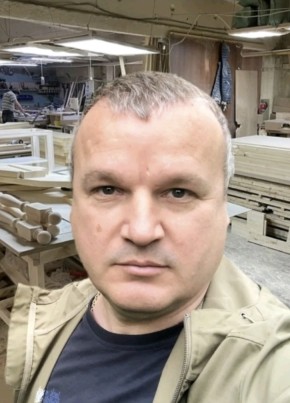Александр из Тюмени 48 лет