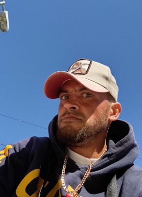 Ivan Billy из Rakovník 33 года