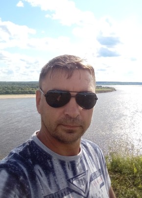 Максим, 47, Россия, Котлас